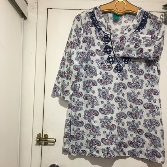 OCEAN PACIFIC EMBROIDERED V-NECK PRINT BLOUSES SIZE L - Picture 6 of 8